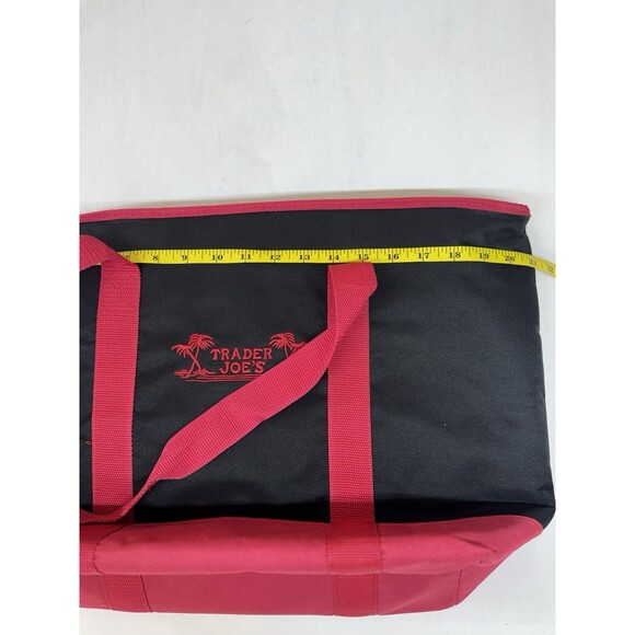 Trader Joe's Cooler Tote Bag Insulated Shopper Black Red Reusable - Picture 4 of 6